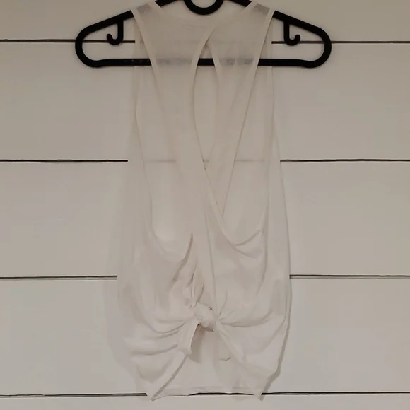 Lululemon Tank - Picture 4 of 5